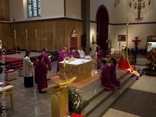 vue d'ensemble sur le choeur durant la c�r�monie