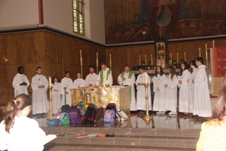 Vue d'ensemble avec l'ensemble des lecteurs ayant particip� � la c�l�bration