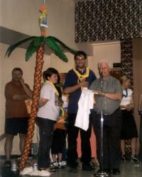 Le cur� de St Claude a aussi m�rit� un petit souvenir